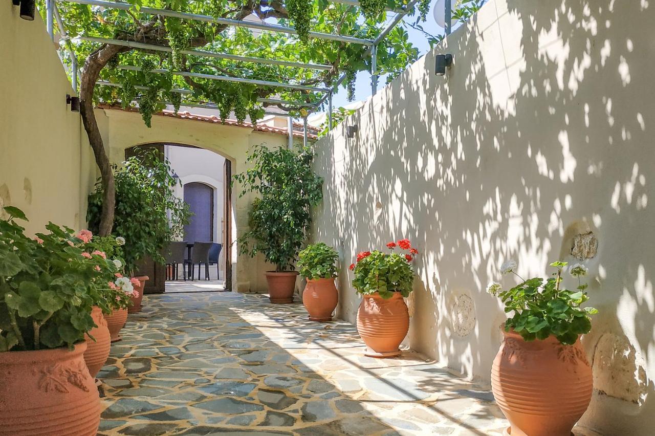 Villa Lucas Melidhonion  Exterior photo